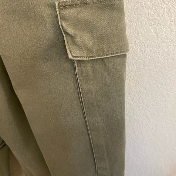 H&M Men’s Cargo Pants, Regular Fit, Front Draw string, Khaki Green, Med - Picture 6 of 9